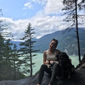 Meet your Posher, Maya